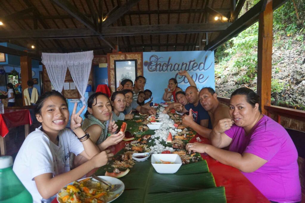 family eating together at enchanted cove resort